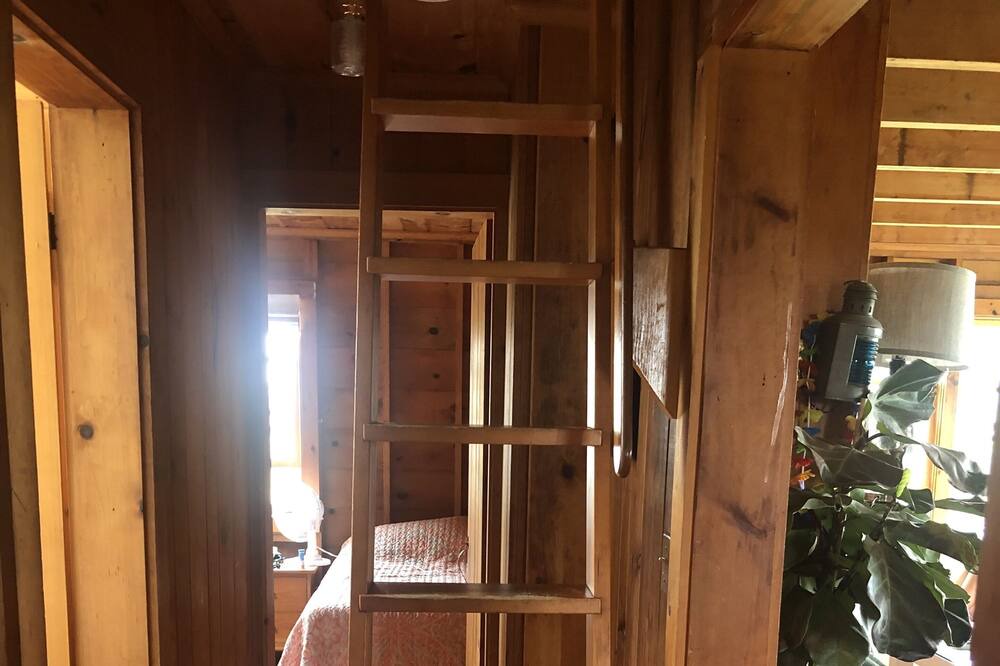 Photo of Bedroom in Surfside