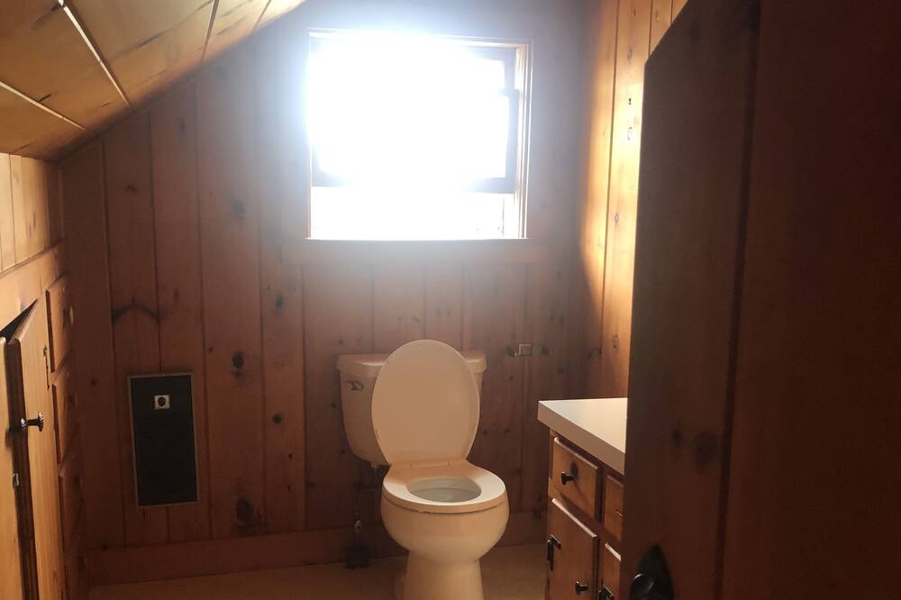 Photo of Bathroom in Surfside