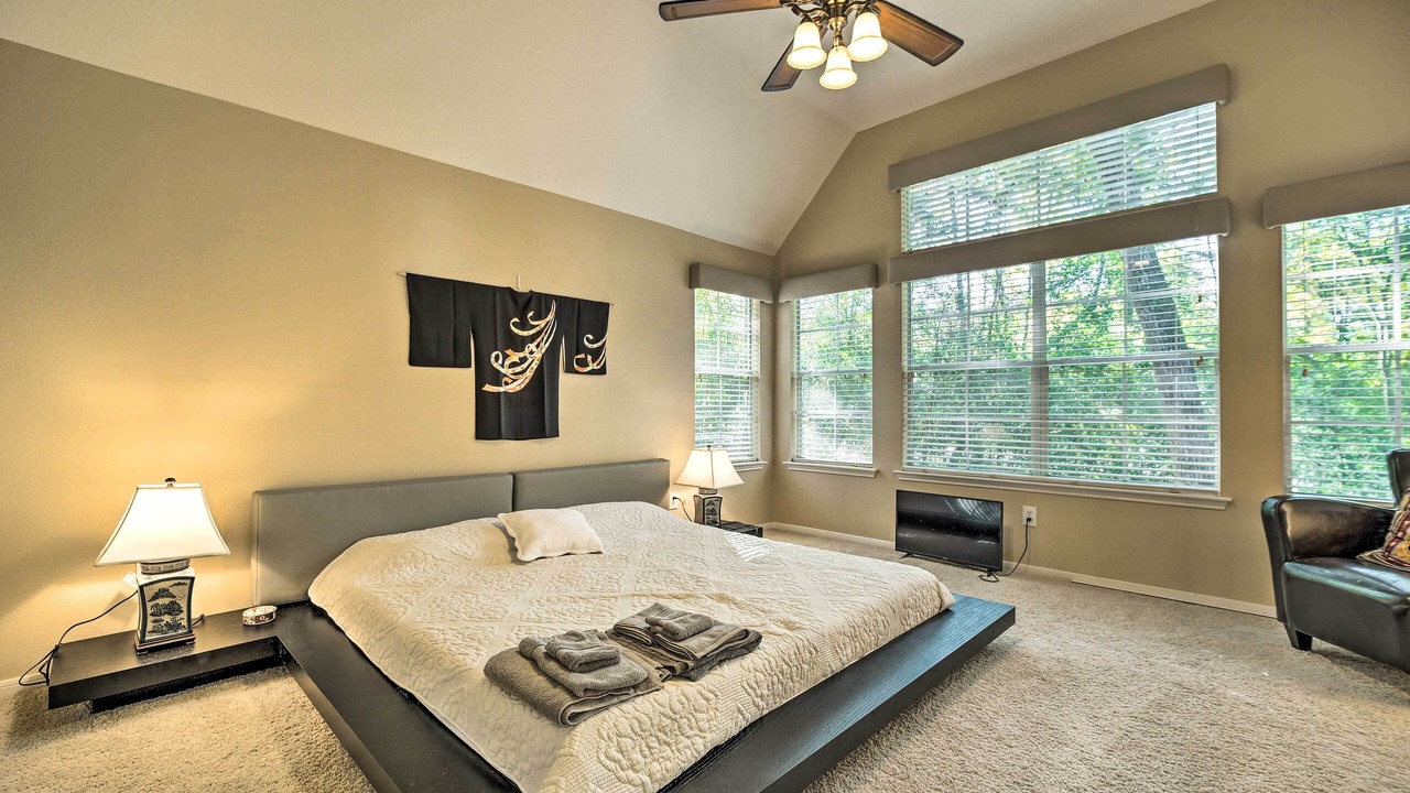 Photo of Bedroom in Alden Bridge