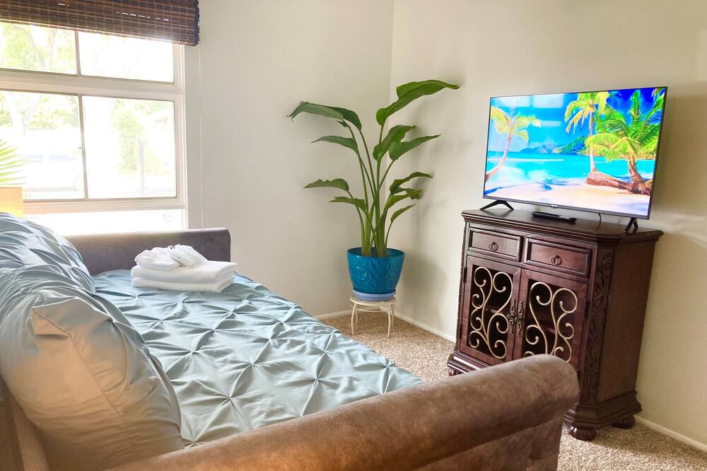 Photo of Bedroom in Los Altos