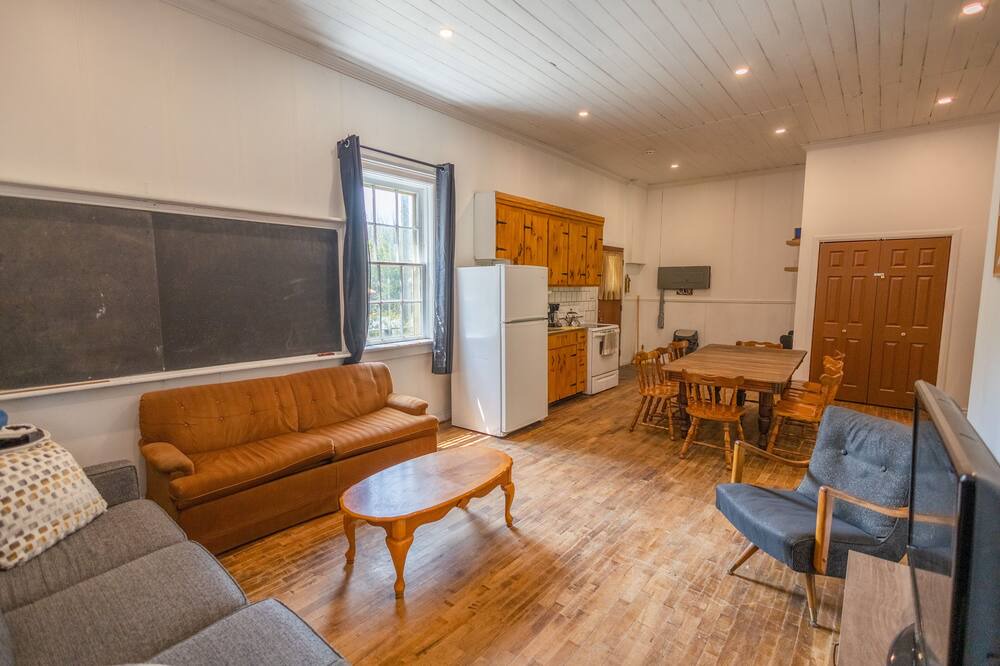 Photo of Livingroom in South Bruce Peninsula