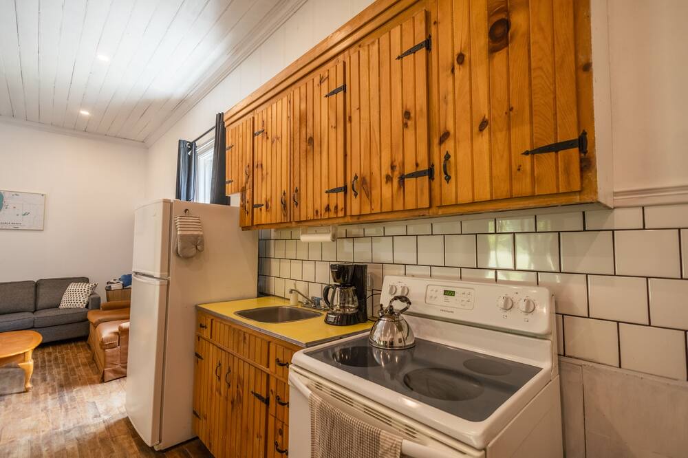 Photo of Kitchen in South Bruce Peninsula