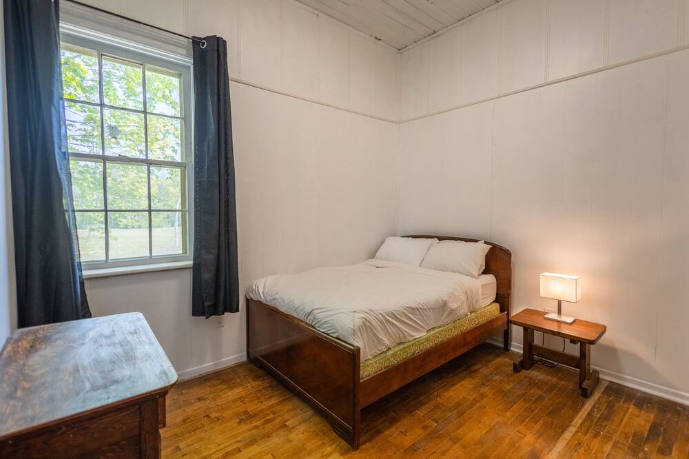 Photo of Bedroom in South Bruce Peninsula