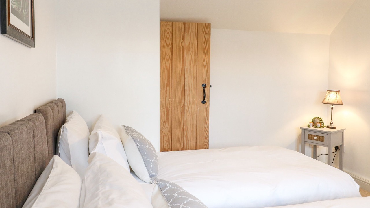 Photo of Others in Calwich