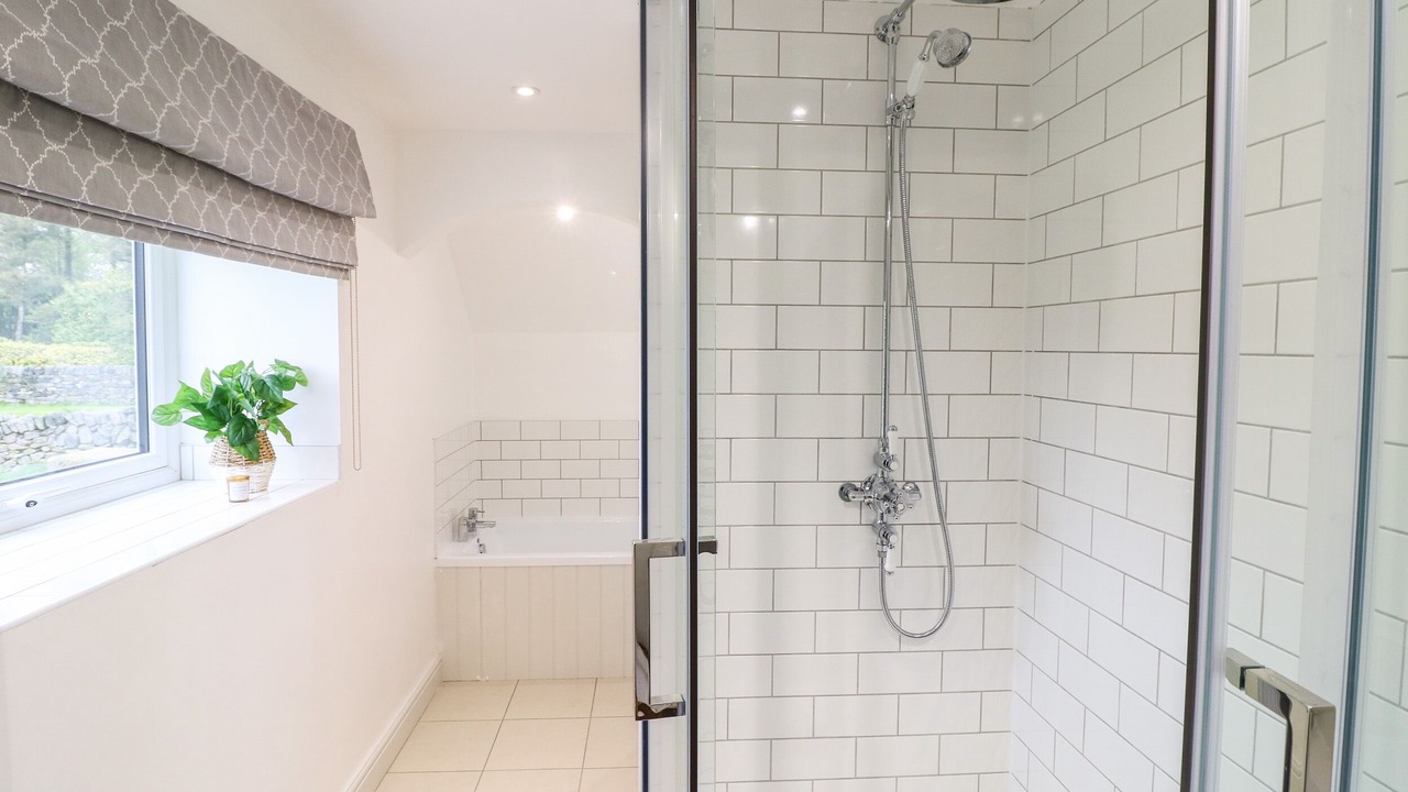 Photo of Others in Calwich