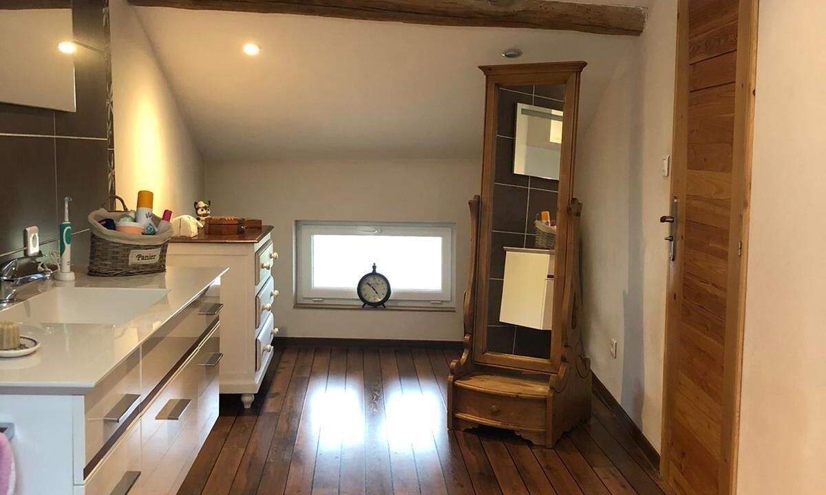 Photo of Others in Salavre