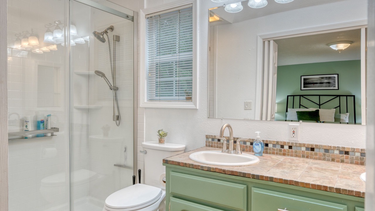 Photo of Others in Zigzag