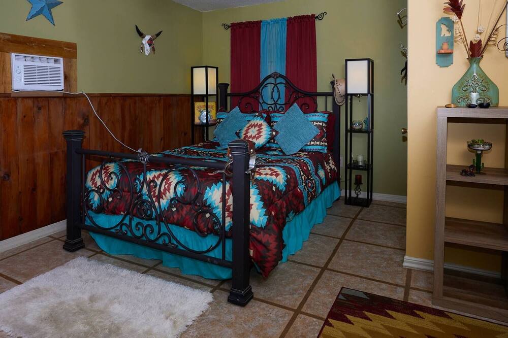 Photo of Bedroom in Homosassa