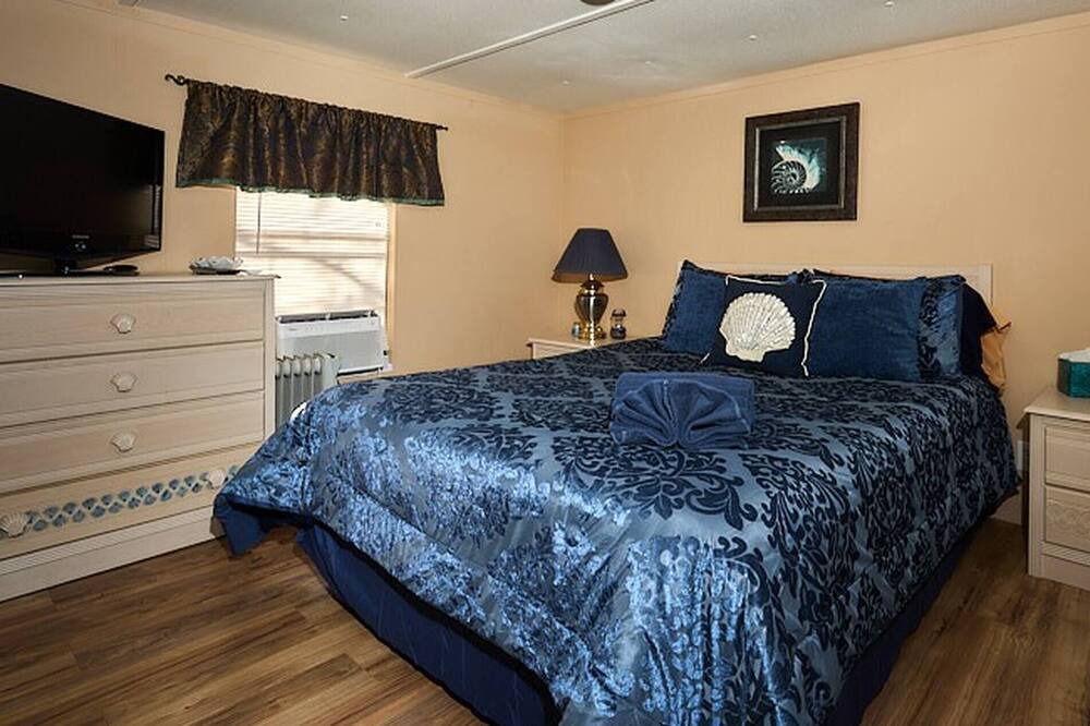 Photo of Bedroom in Homosassa