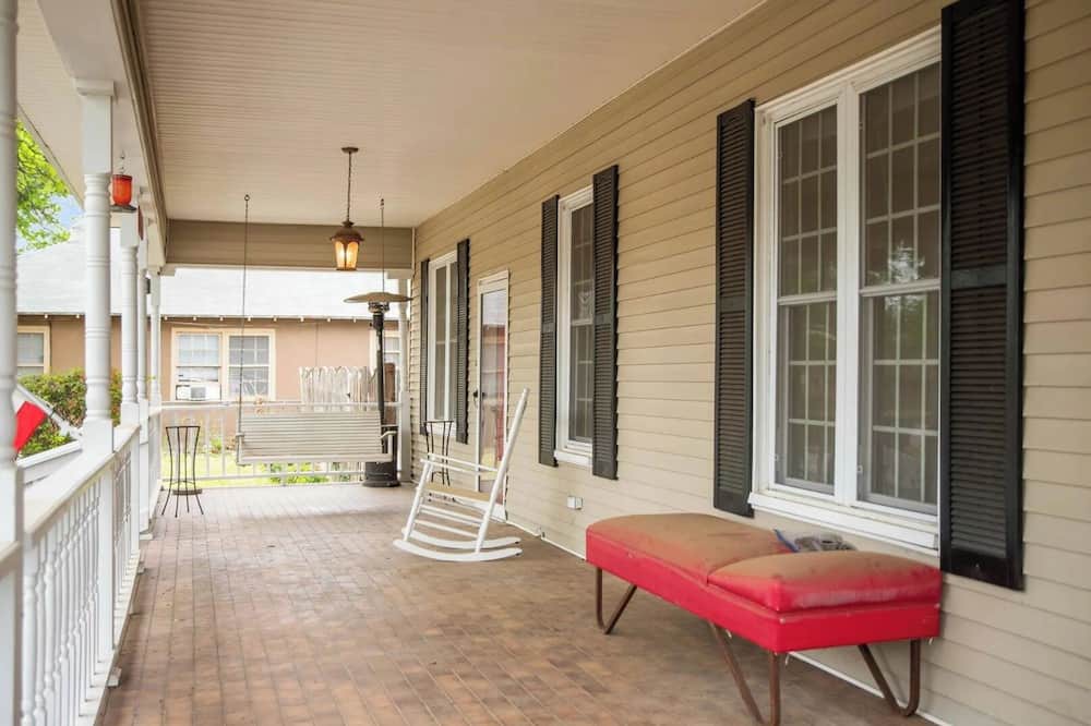 Photo of Patio Balcony in Brady