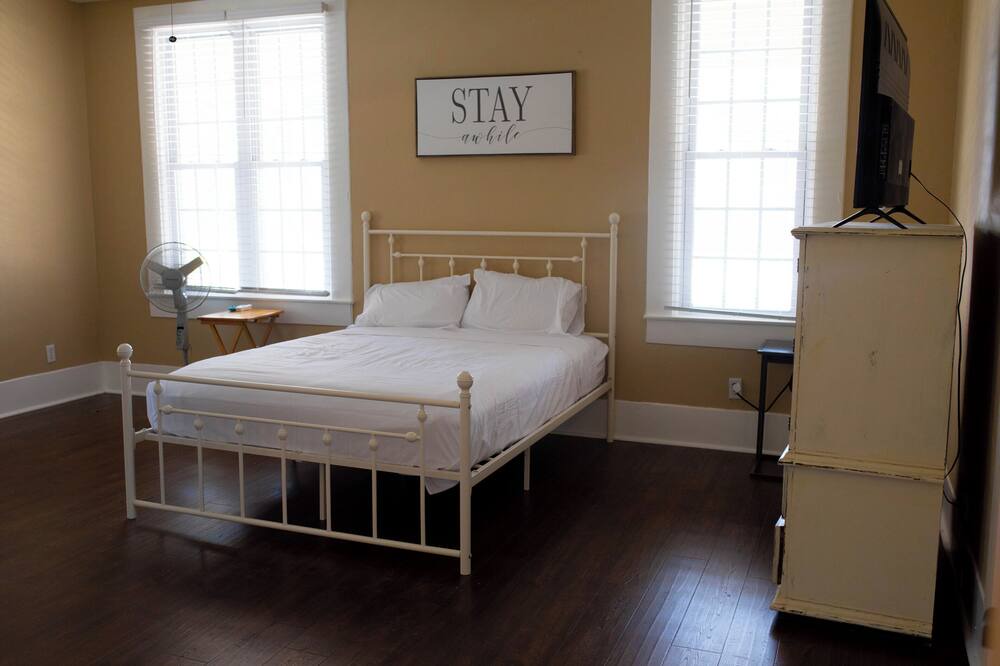 Photo of Bedroom in Brady