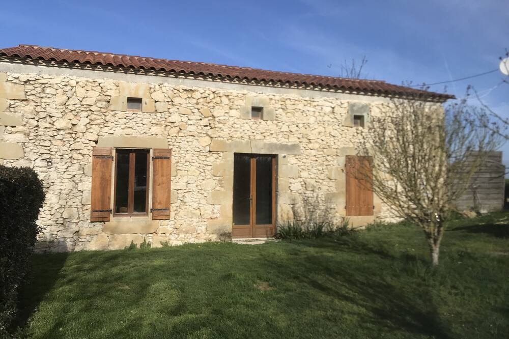 Photo of Outdoor in Segalas