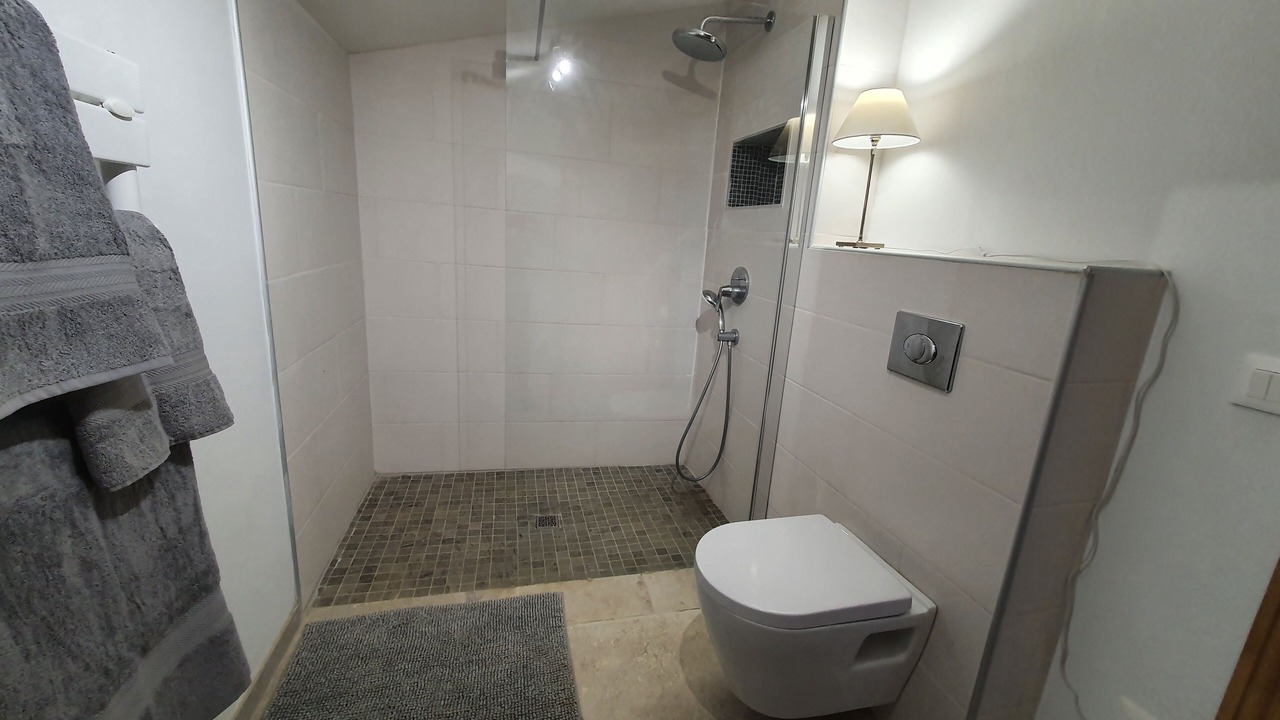 Photo of Bathroom in Magalas