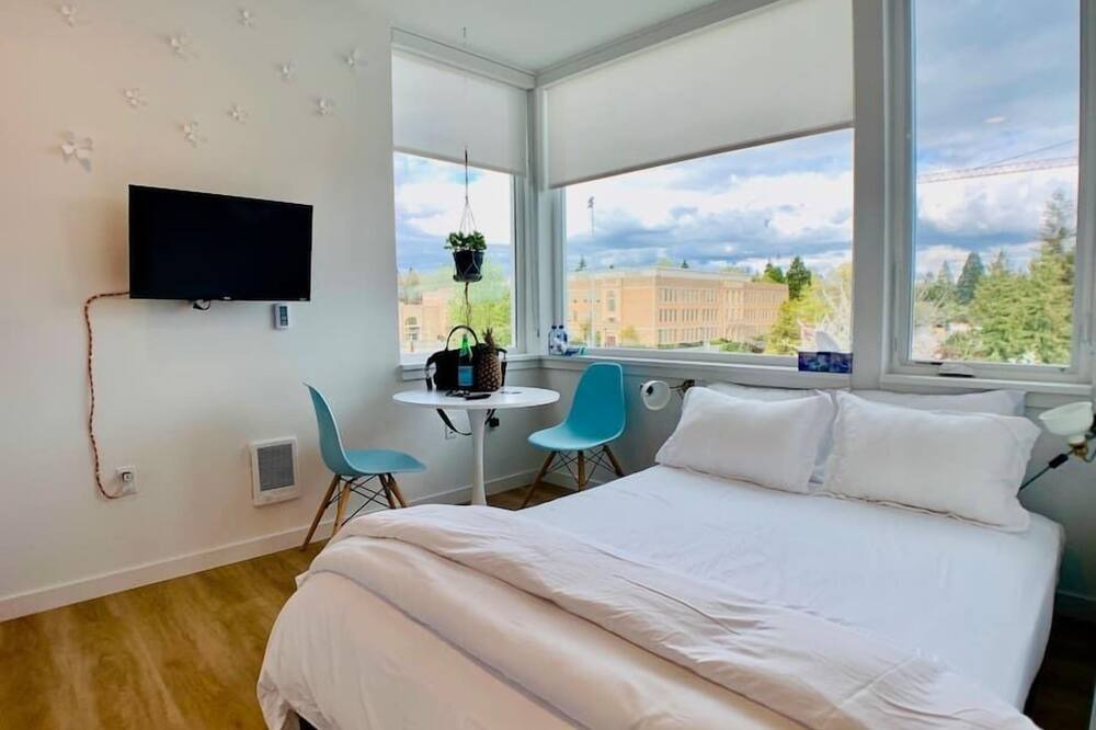 Photo of Bedroom in Roosevelt