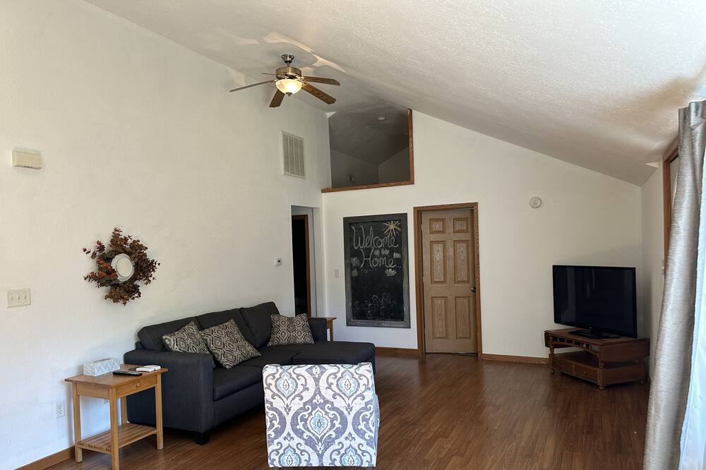 Photo of Bedroom in Wolcottville