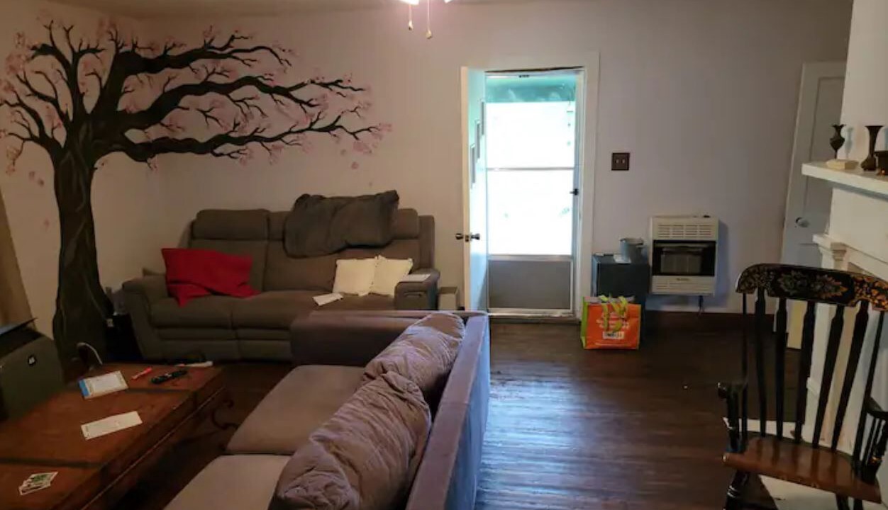 Photo of Livingroom in Cornersville