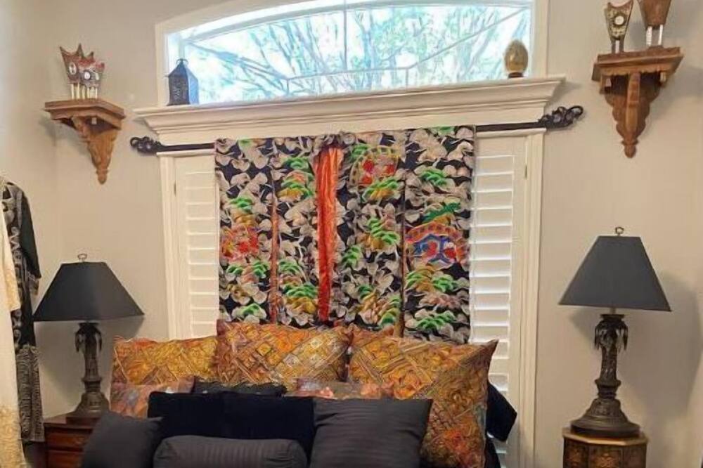 Photo of Bedroom in Pebble Creek