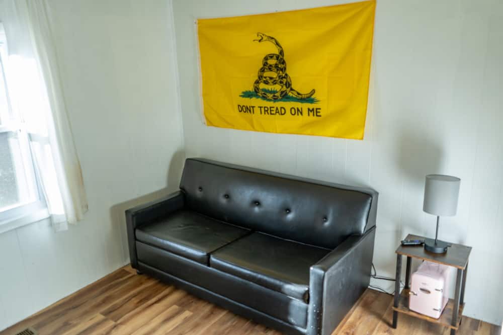 Photo of Livingroom in Hiawatha