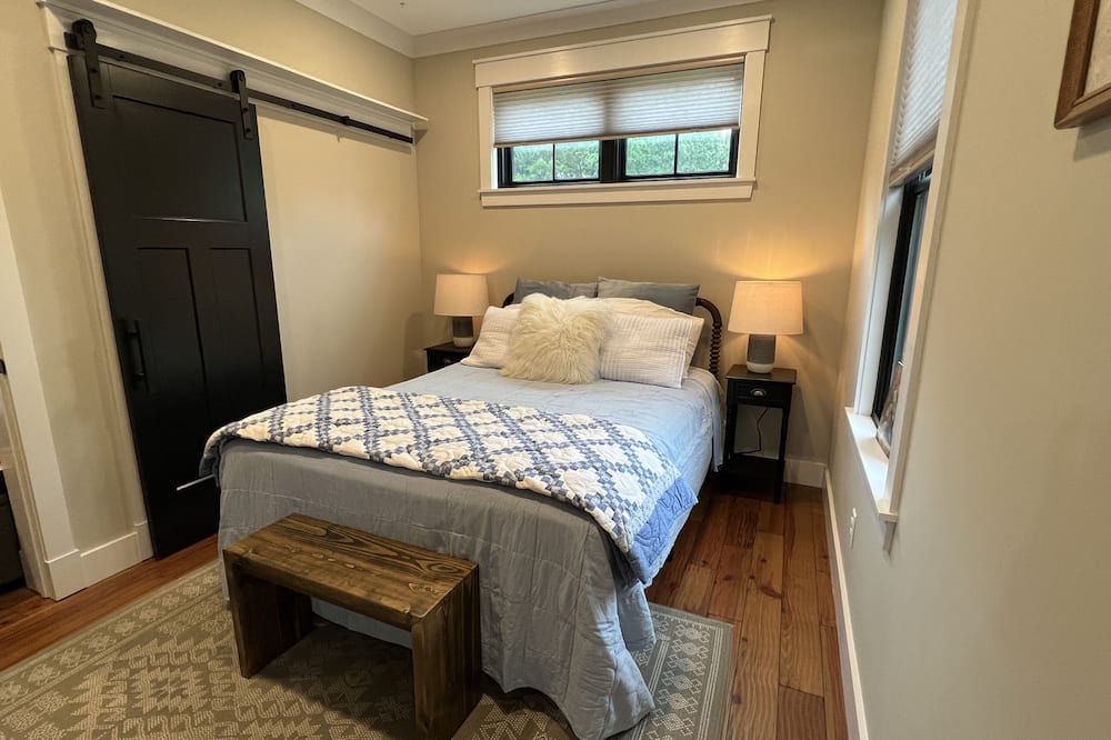 Photo of Bedroom in Fackler