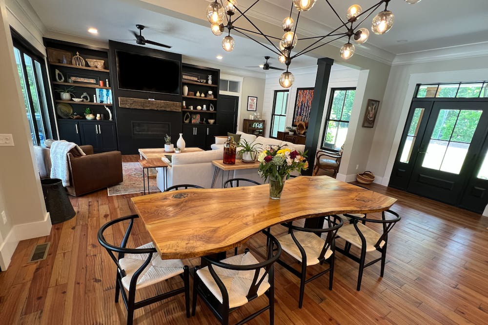 Photo of Others in Fackler