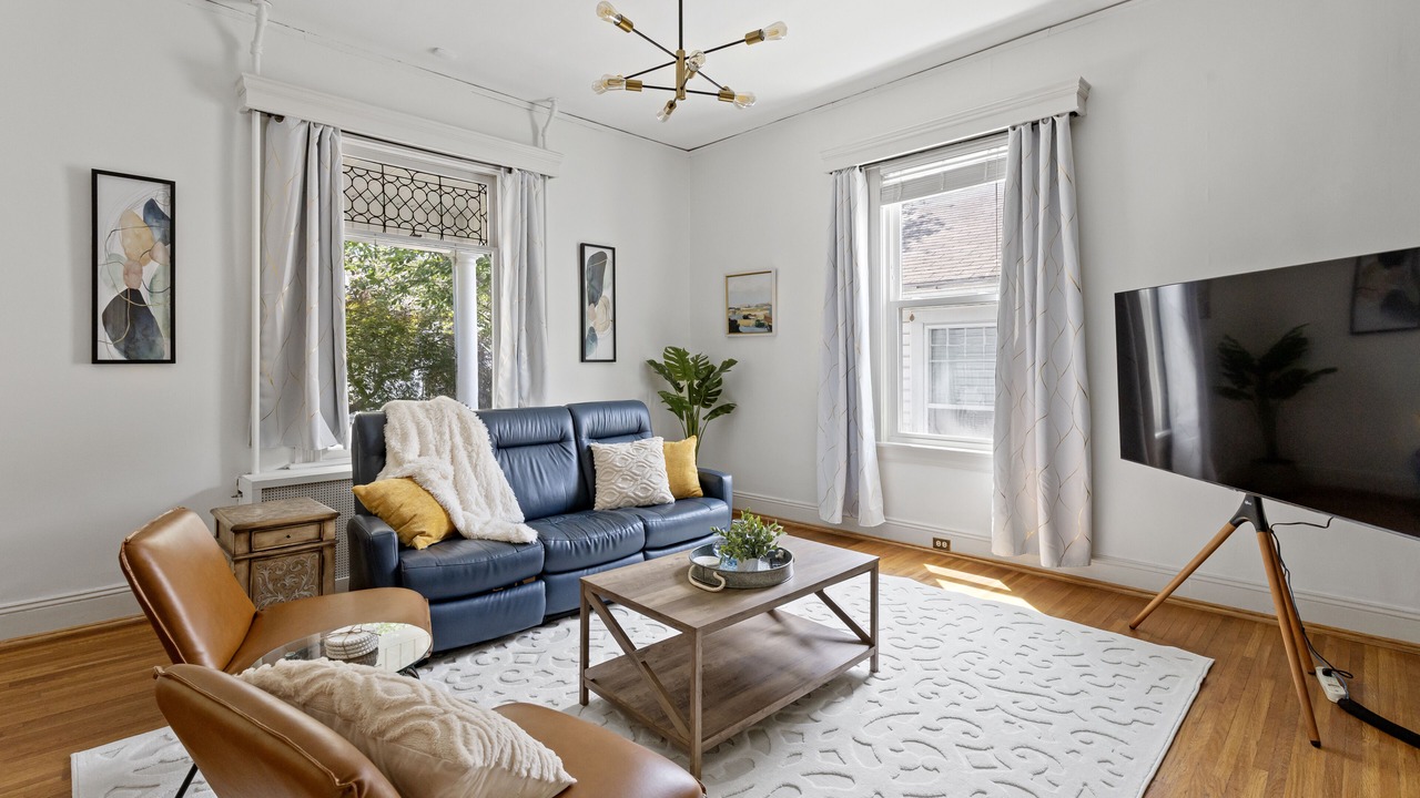 Photo of Livingroom in Danville