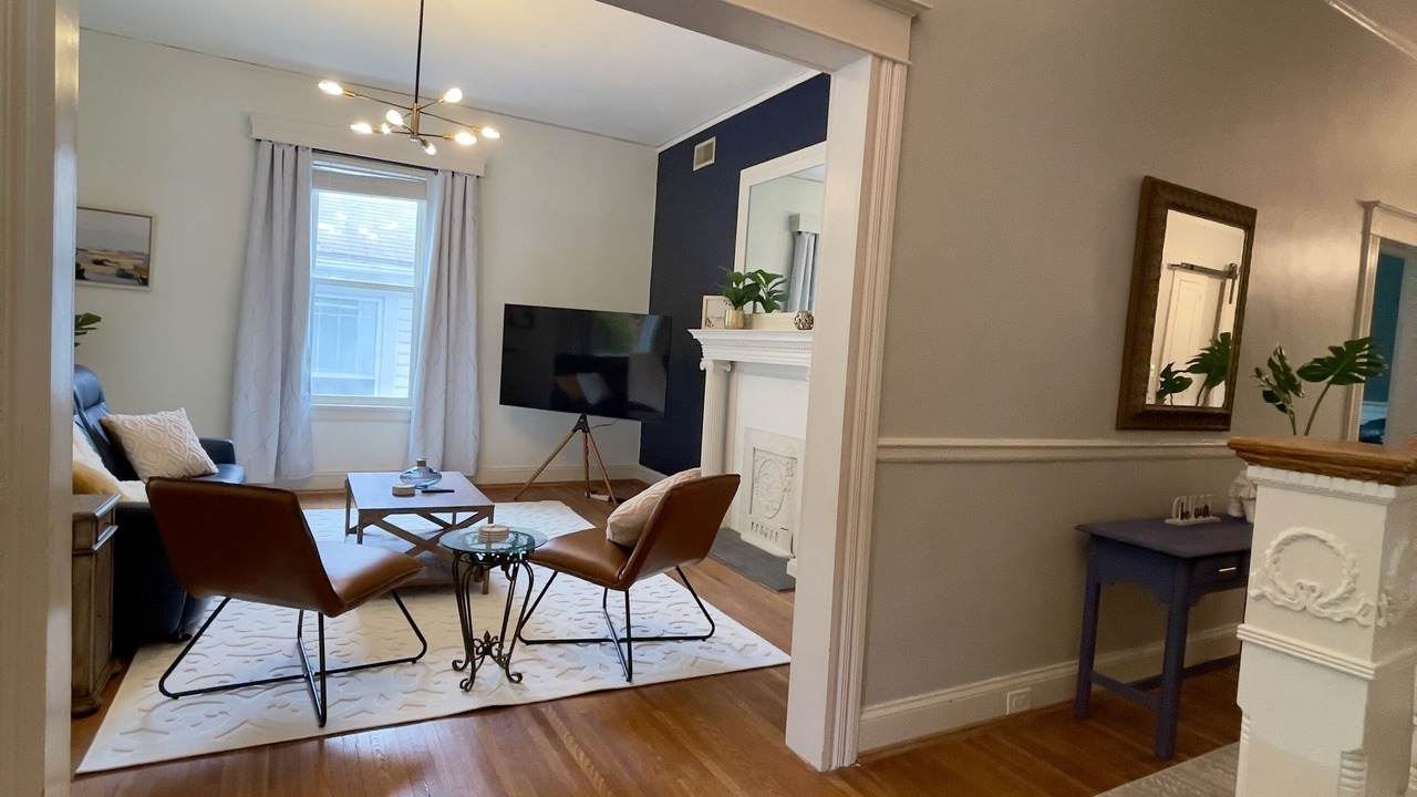 Photo of Livingroom in Danville