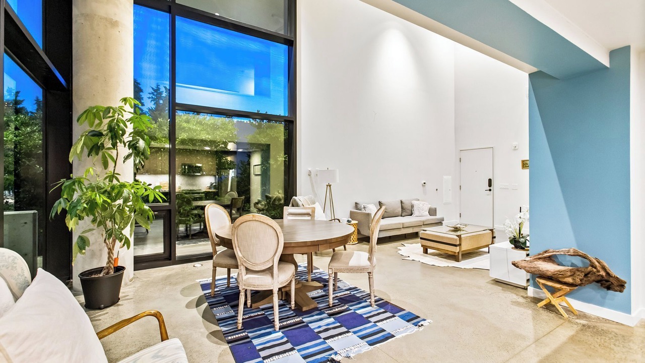 Photo of Bedroom in Downtown