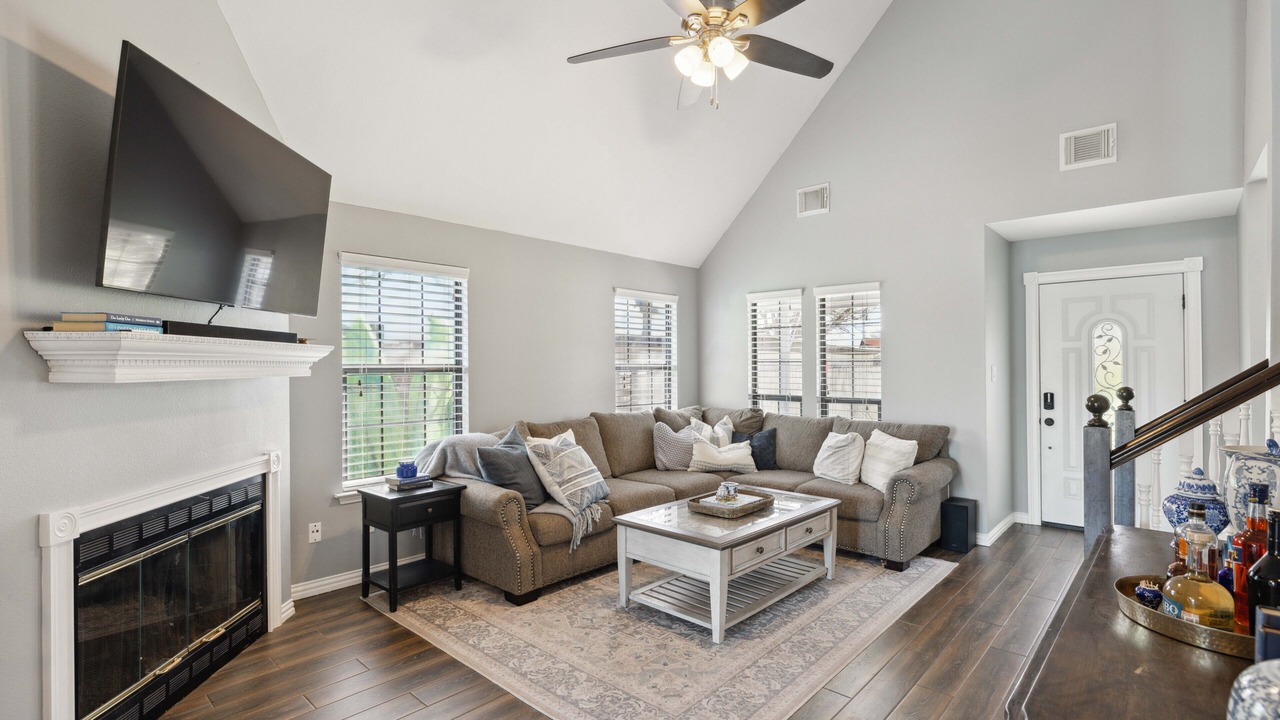 Photo of Livingroom in Fort Worth