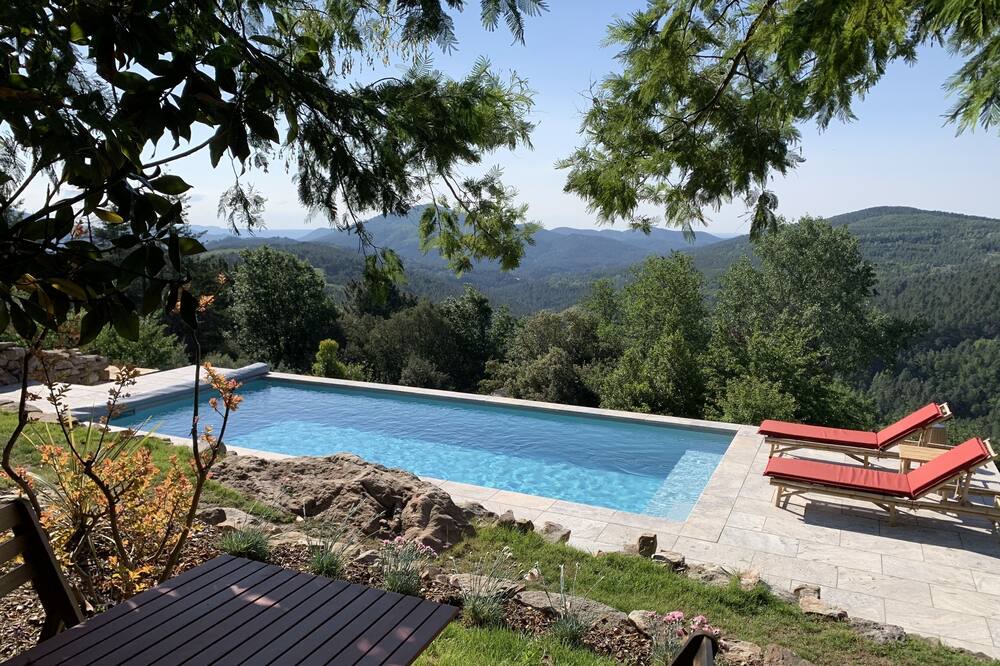 Photo of Outdoor in Portes