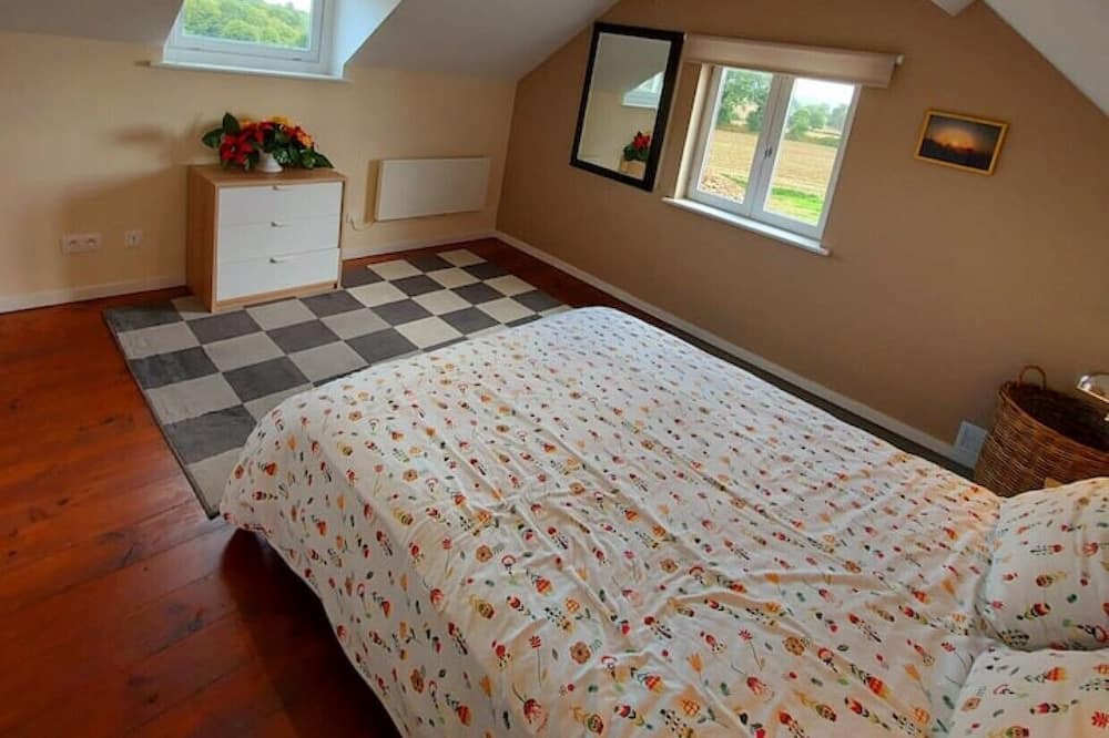 Photo of Bedroom in Les Loges-Marchis