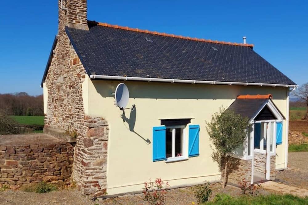 Photo of Outdoor in Les Loges-Marchis