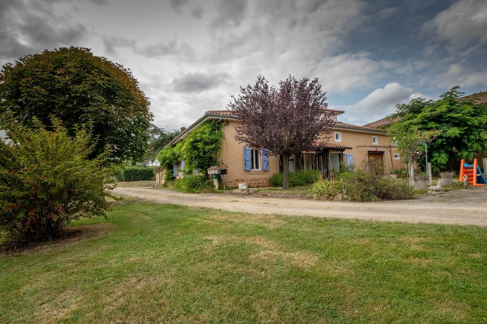 Photo of Outdoor in Saux-et-Pomarede