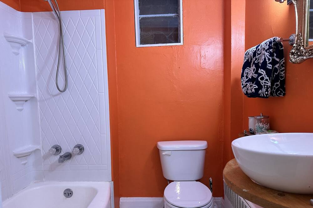 Photo of Bathroom in Union