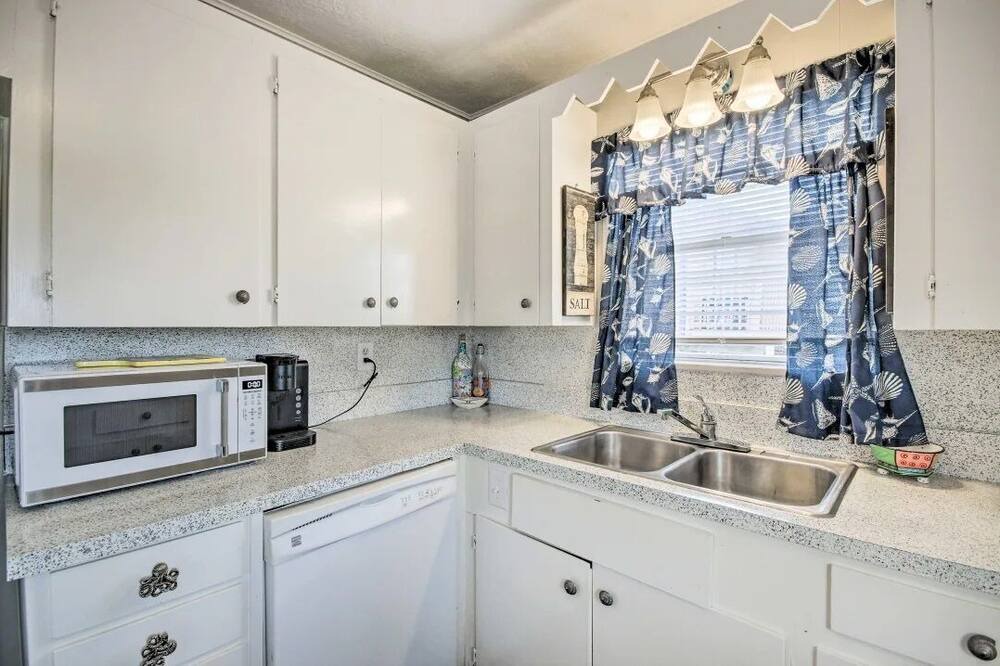 Photo of Kitchen in Surfside Beach