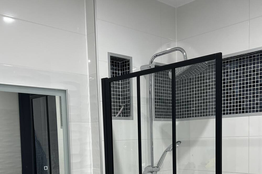 Photo of Bathroom in Laudun