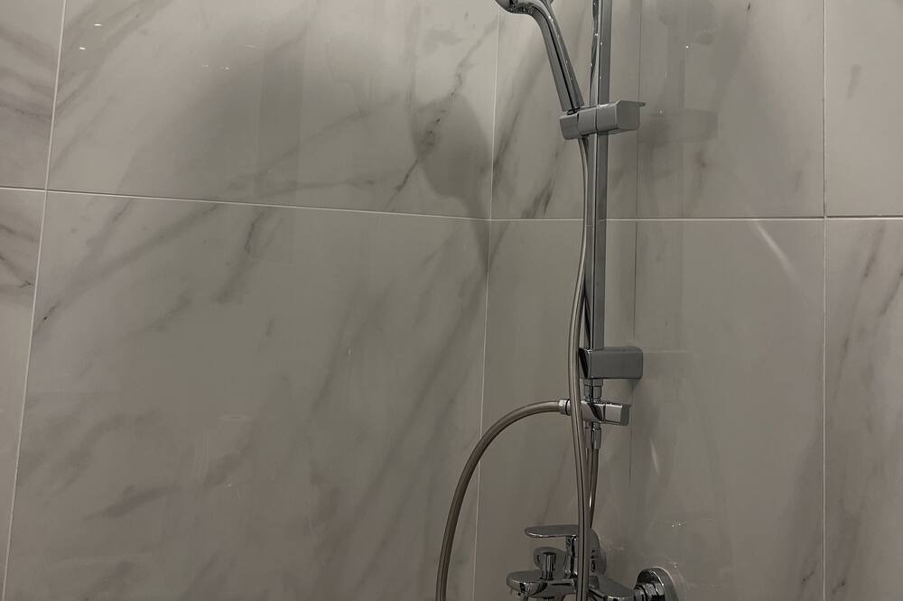 Photo of Bathroom in Laudun