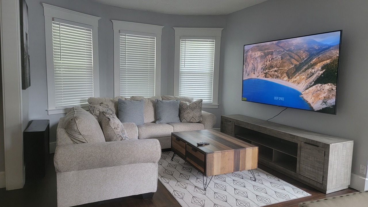 Photo of Livingroom in East Haven