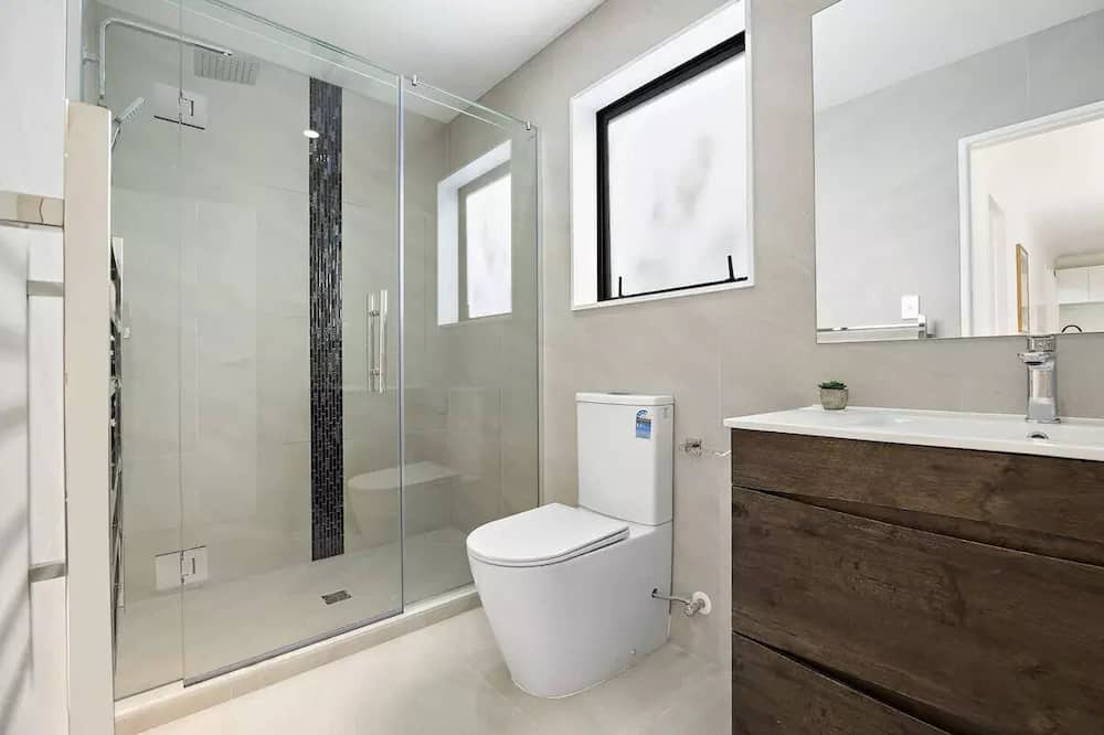 Photo of Bathroom in Otahuhu