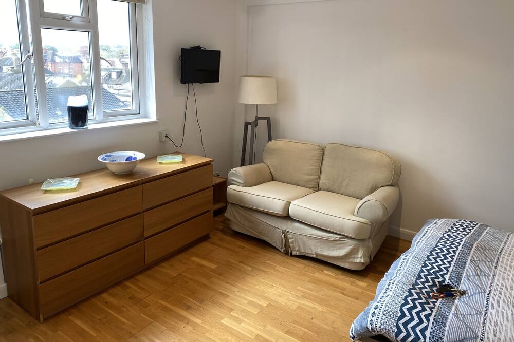 Photo of Livingroom in West Putney