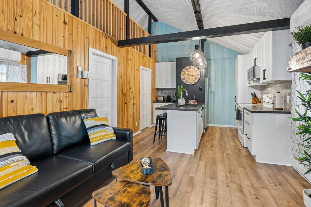 Photo of Livingroom in Sainte-Lucie-des-Laurentides