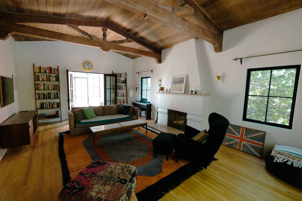 Photo of Livingroom in Los Feliz