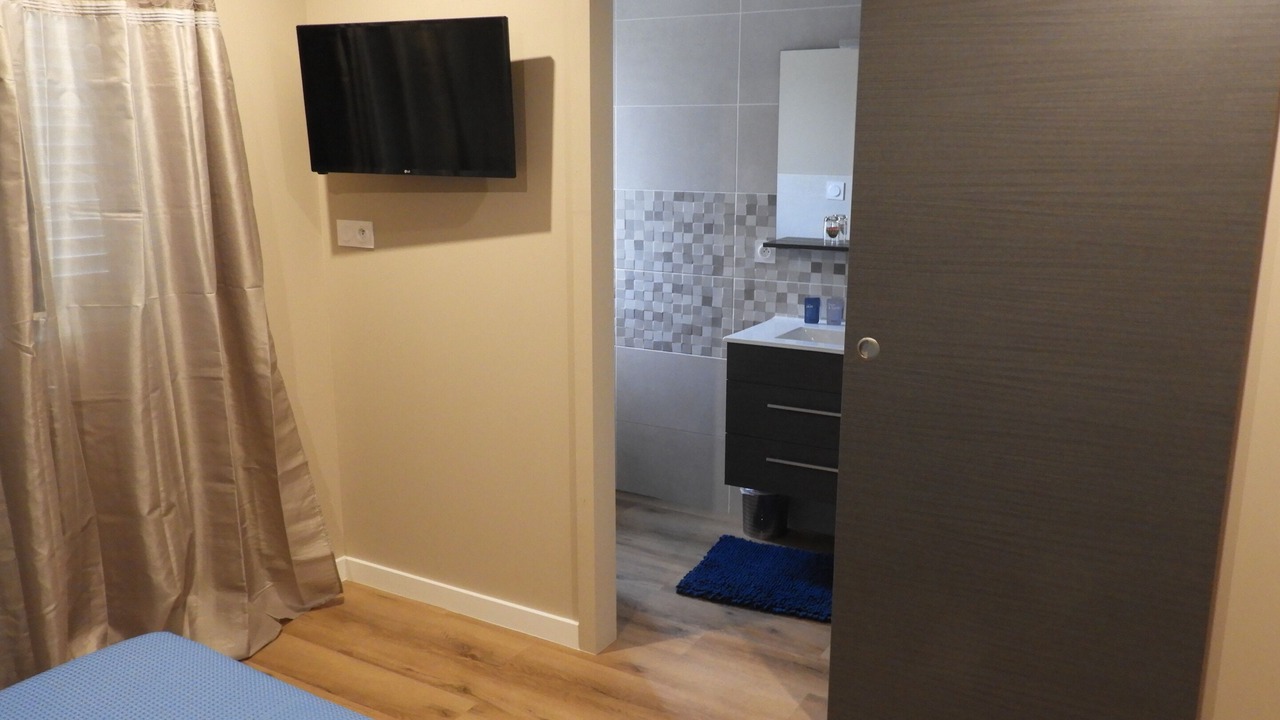 Photo of Bedroom in Saint-Germain