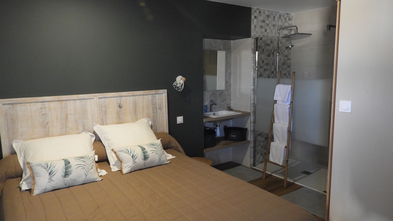 Photo of Bedroom in Saint-Germain