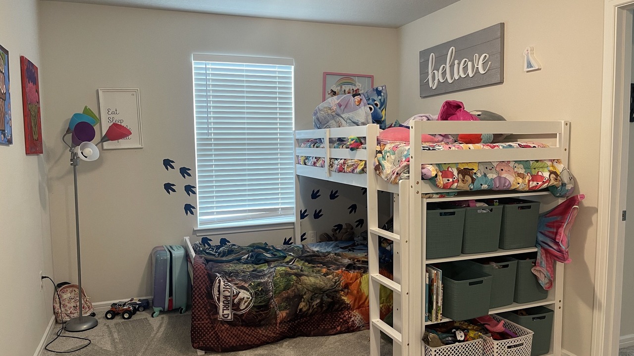 Photo of Livingroom in Wesley Chapel