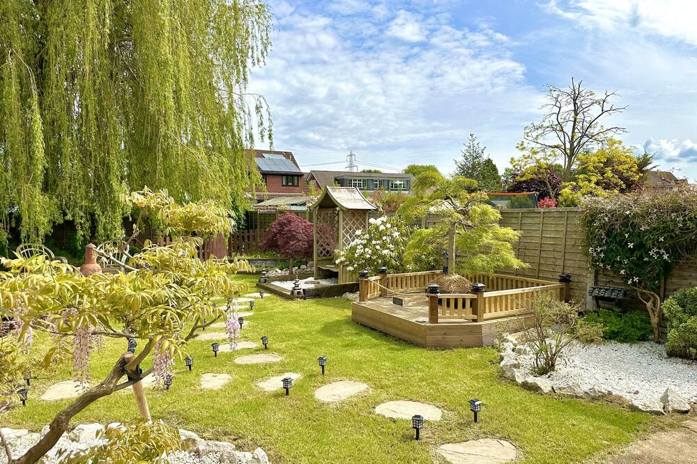 Photo of Others in Hoddesdon