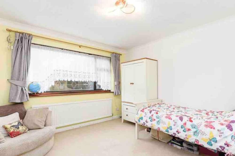 Photo of Others in Hoddesdon