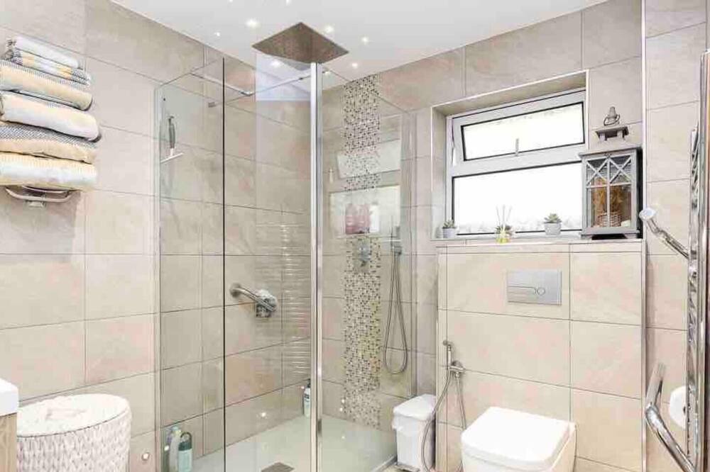 Photo of Others in Hoddesdon