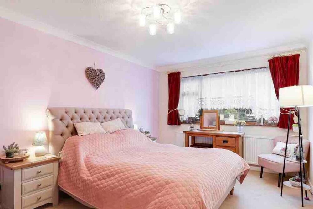 Photo of Others in Hoddesdon