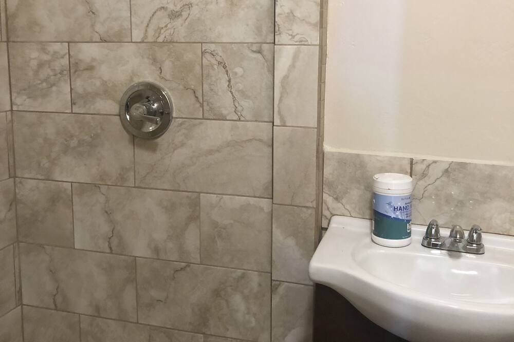 Photo of Bathroom in Perris