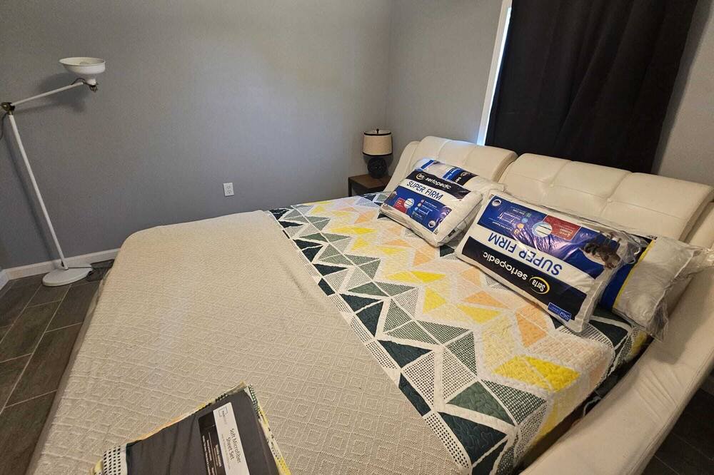 Photo of Bedroom in La Porte